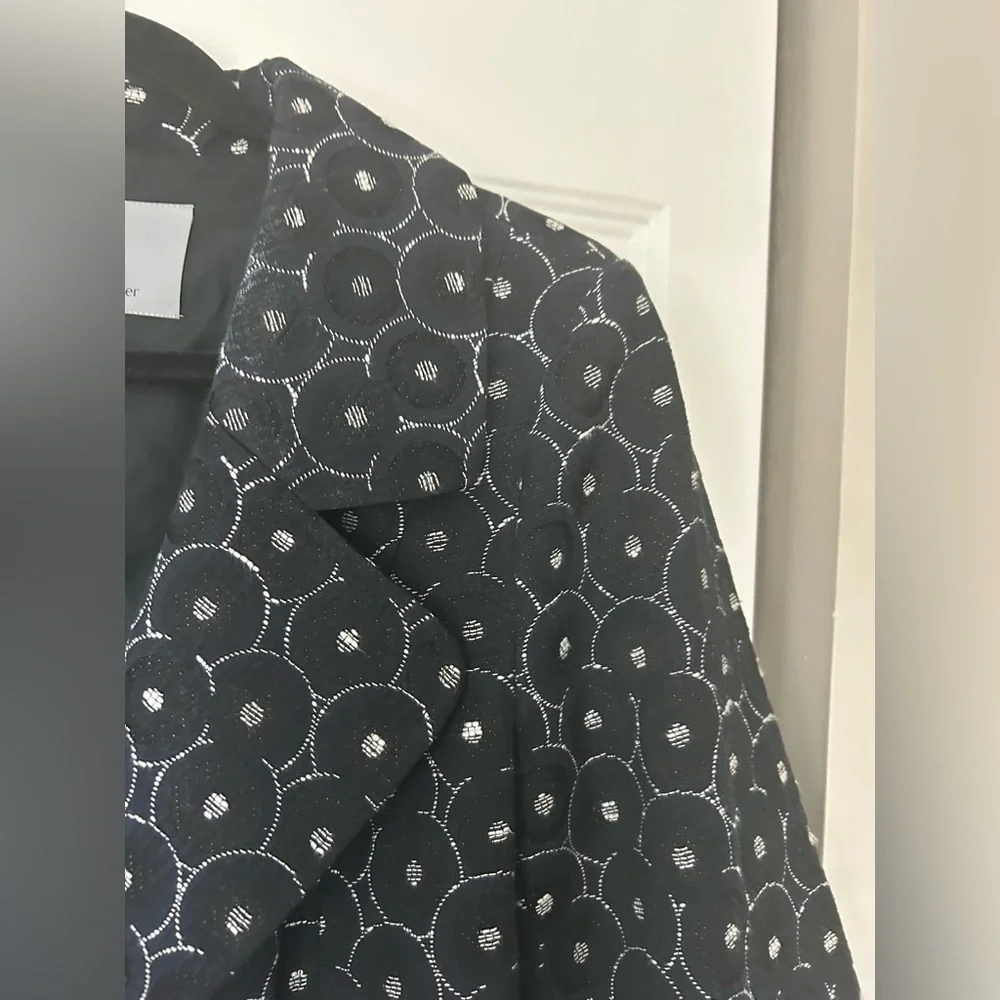 Classiques Entier Women’s Preppy Navy Blue and Cream Retro Inspired Blazer